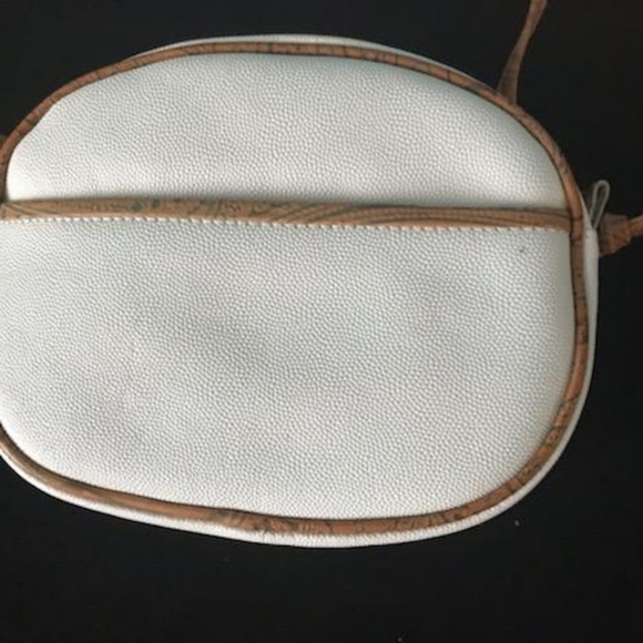NEW: Philippe Salvet, Small White & Tan Purse - Picture 7 of 10
